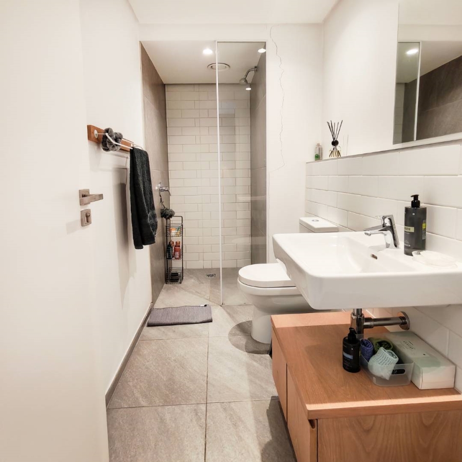 1 Bedroom Property for Sale in Woodstock Western Cape